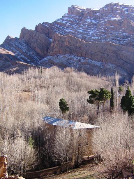 قلات: روستایی در استان فارس