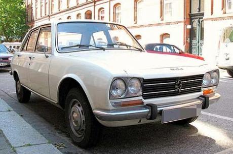 Ahmadinejad to Auction His Smelly 1977 Peugeot 504