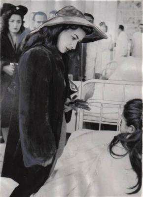 pictory:Princess Ashraf visits patients in Tehran Hospital (1950)