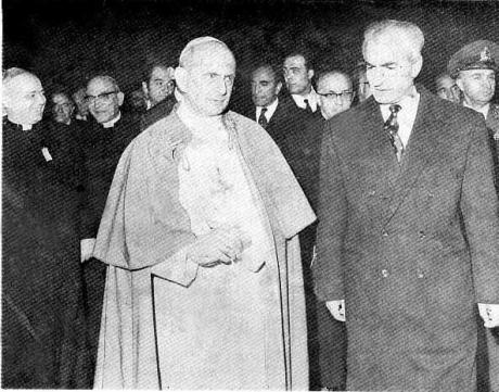 pictory: Pope Paul VI greeted by Shah of Iran in Tehran (1960's)