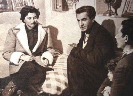 pictory:Shah and Soraya spend time with villiagers (1950's)