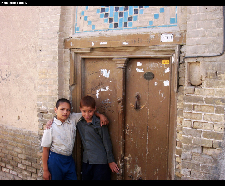 ebaraz028