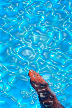 Swimming with a Mollah