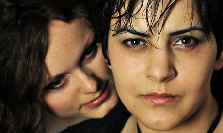 Petition to Stop Deportation of Iranian Lesbian from UK