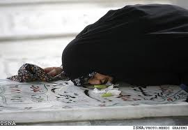 خانم: انسانیتی که بیداد استبداد او را از انسانیت خود تهی نکرد.  