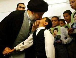 فرار از تاریکی ها ( قسمت بیست ششم) سو استفاده از ملیت و دین برای غارت و هیزی...