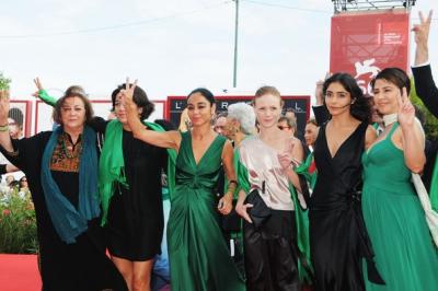 neshat.jpg